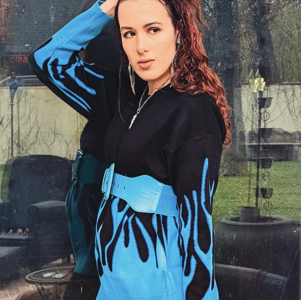 NWT Winter Oversized Streetwear Flame Sweater S: Small-Medium - Picture 5 of 12
